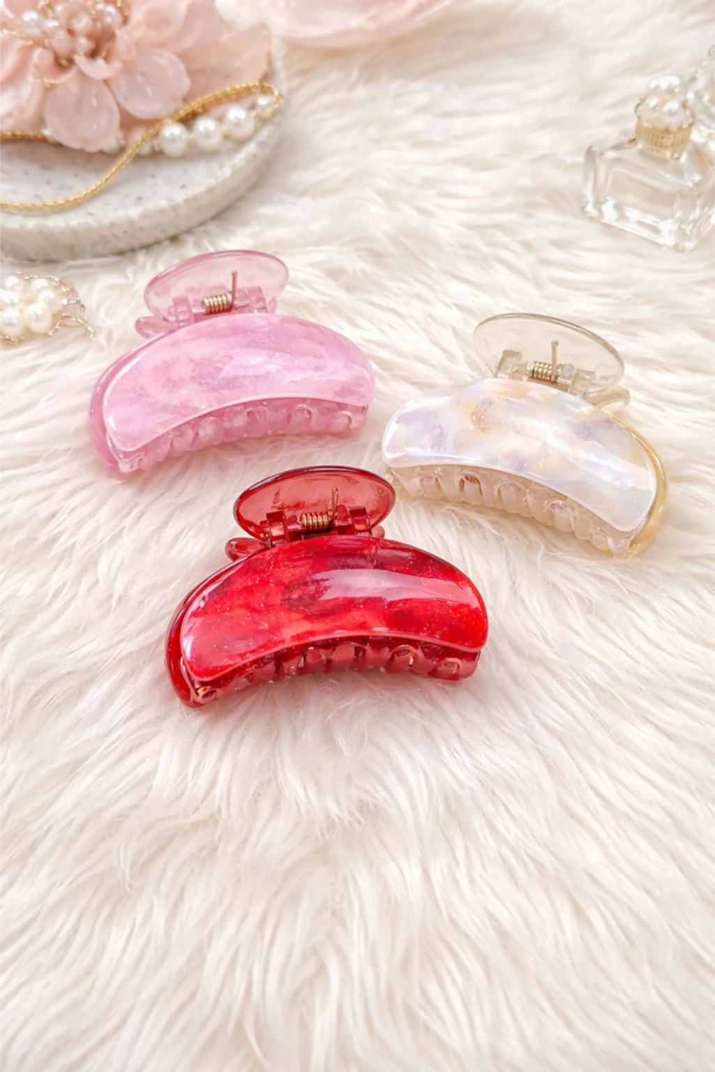 Freebies Galaxy Glitter Hair Claw Clips for Women & Girls, Korean Style Transparent Marble Hair Clutcher, Sparkling Strong Hold Jaw Clip, Trendy Acrylic Hair Accessories for Thick & Thin Hair, Bun & Daily Hairstyles