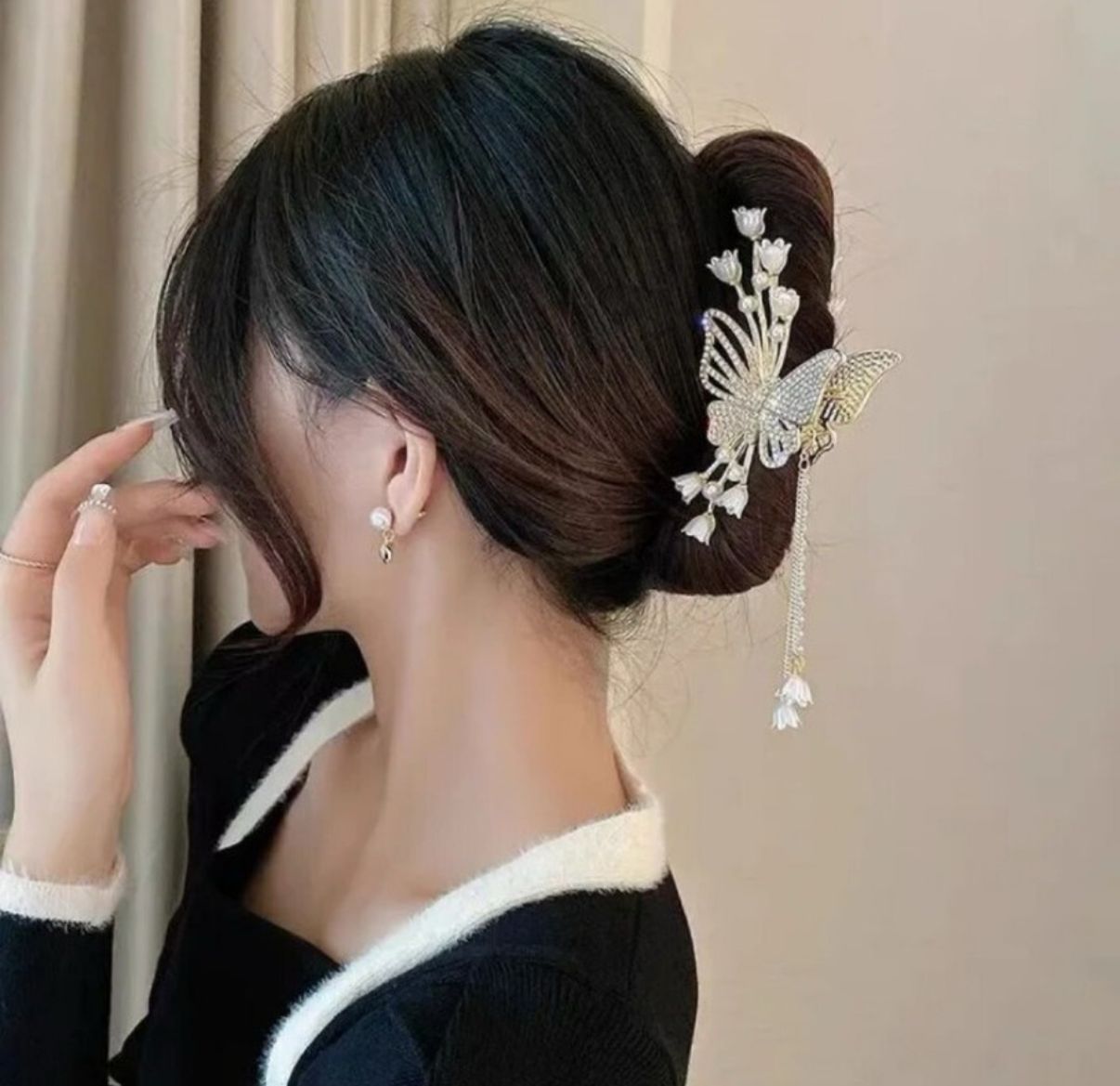 Stylish Metal Butterfly Hair Clutcher for Women and Girls | Pearl & Crystal Stone Hair Clip for Party, Wedding & Daily Use